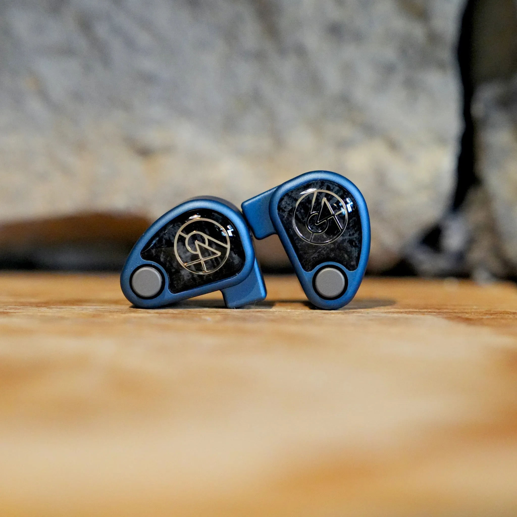 64 Audio U4s | Hybrid Dynamic   BA Universal IEMs