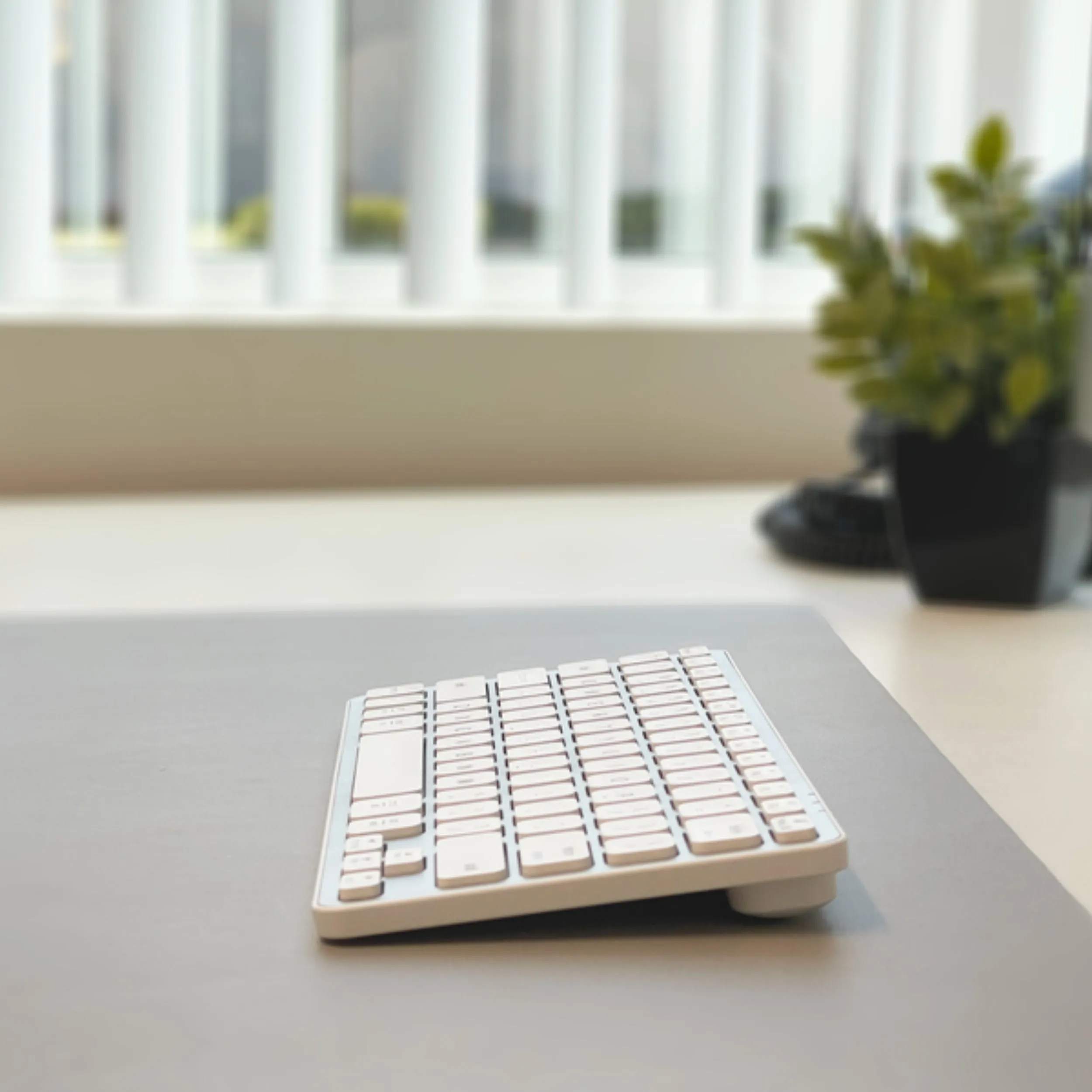 Compact Bluetooth Keyboard for Mac (Aluminum)