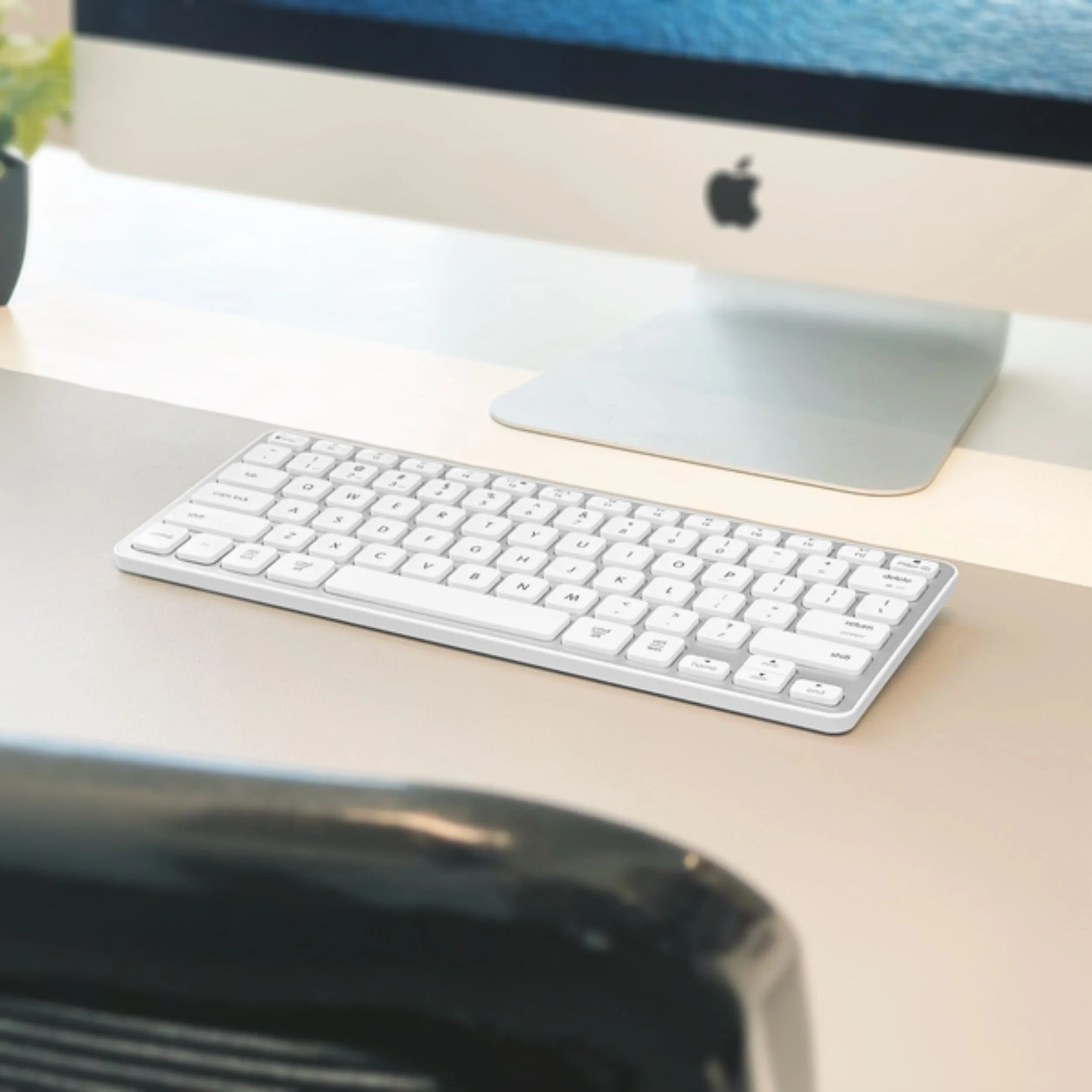 Compact Bluetooth Keyboard for Mac (Aluminum)