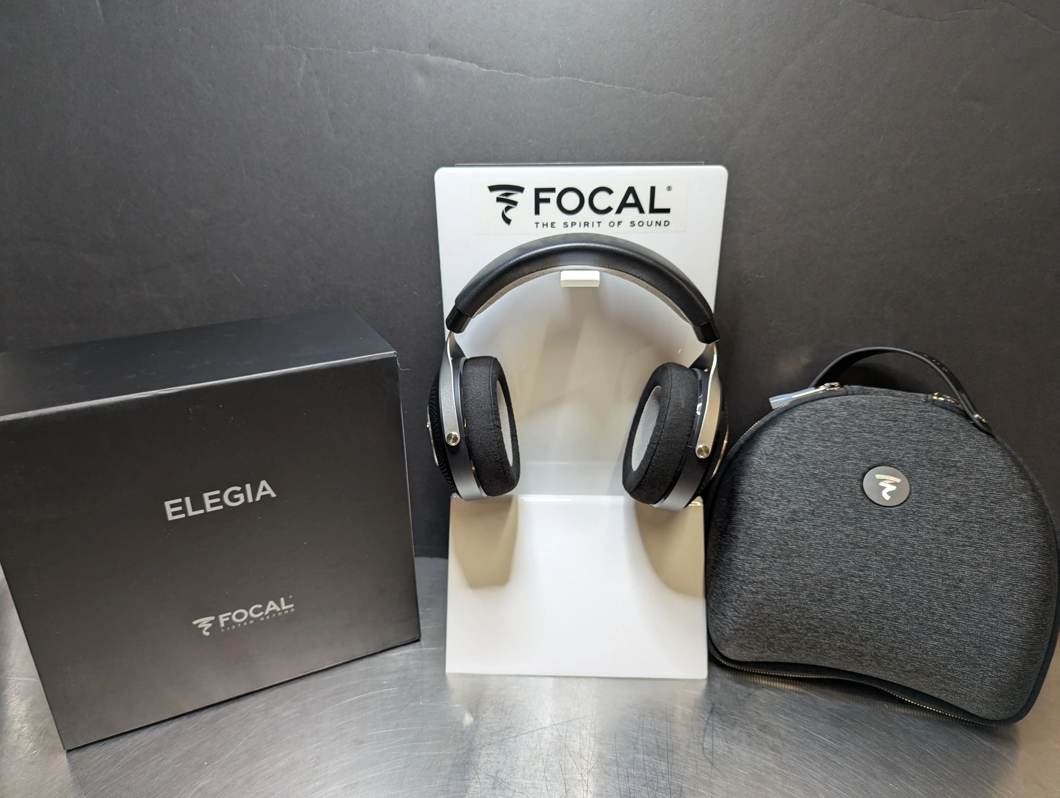 Focal Elegia High-Fidelity Closed-Back Circum-Aural Headphones - Open Box