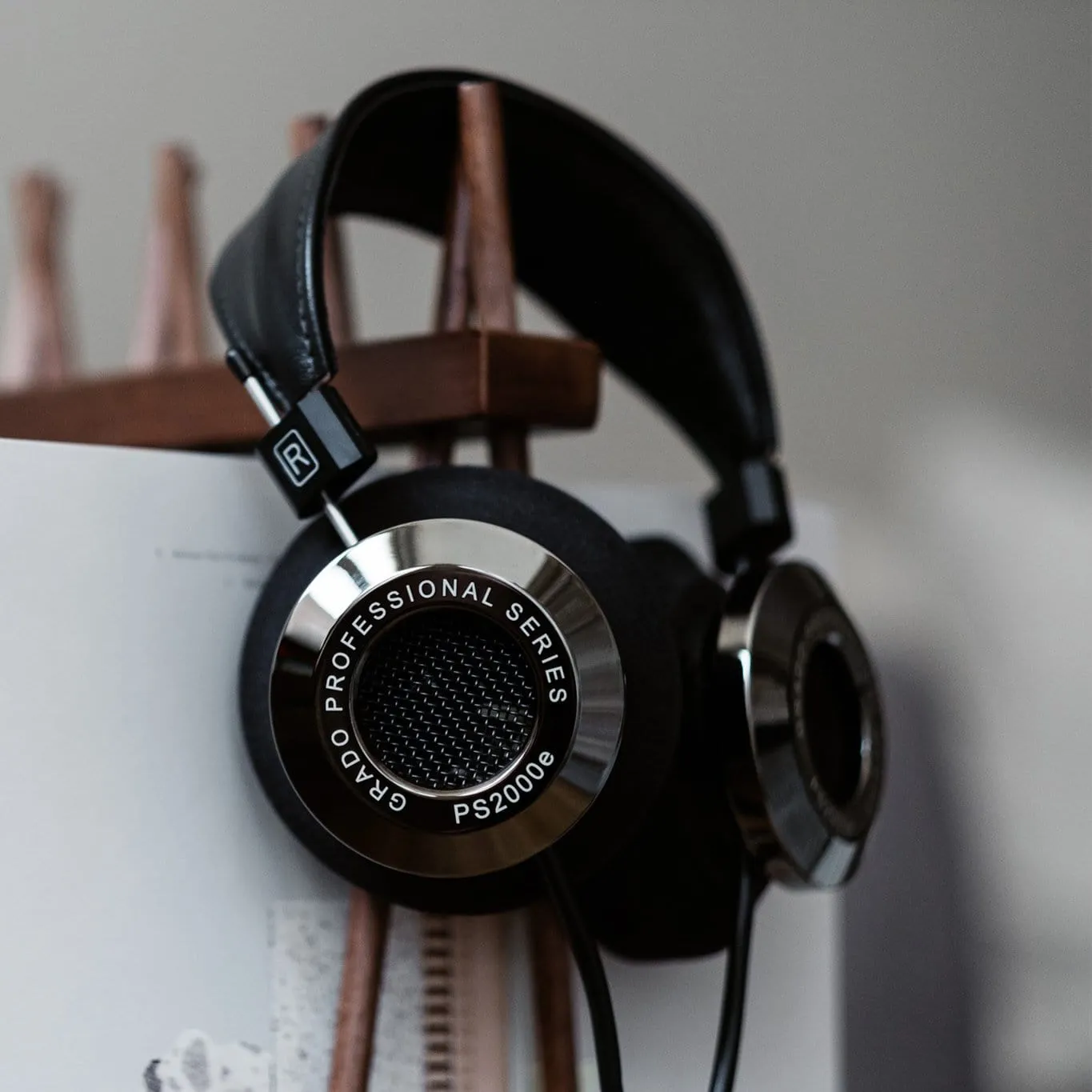 Grado PS2000e Professional Series Headphones - DEMO UNIT