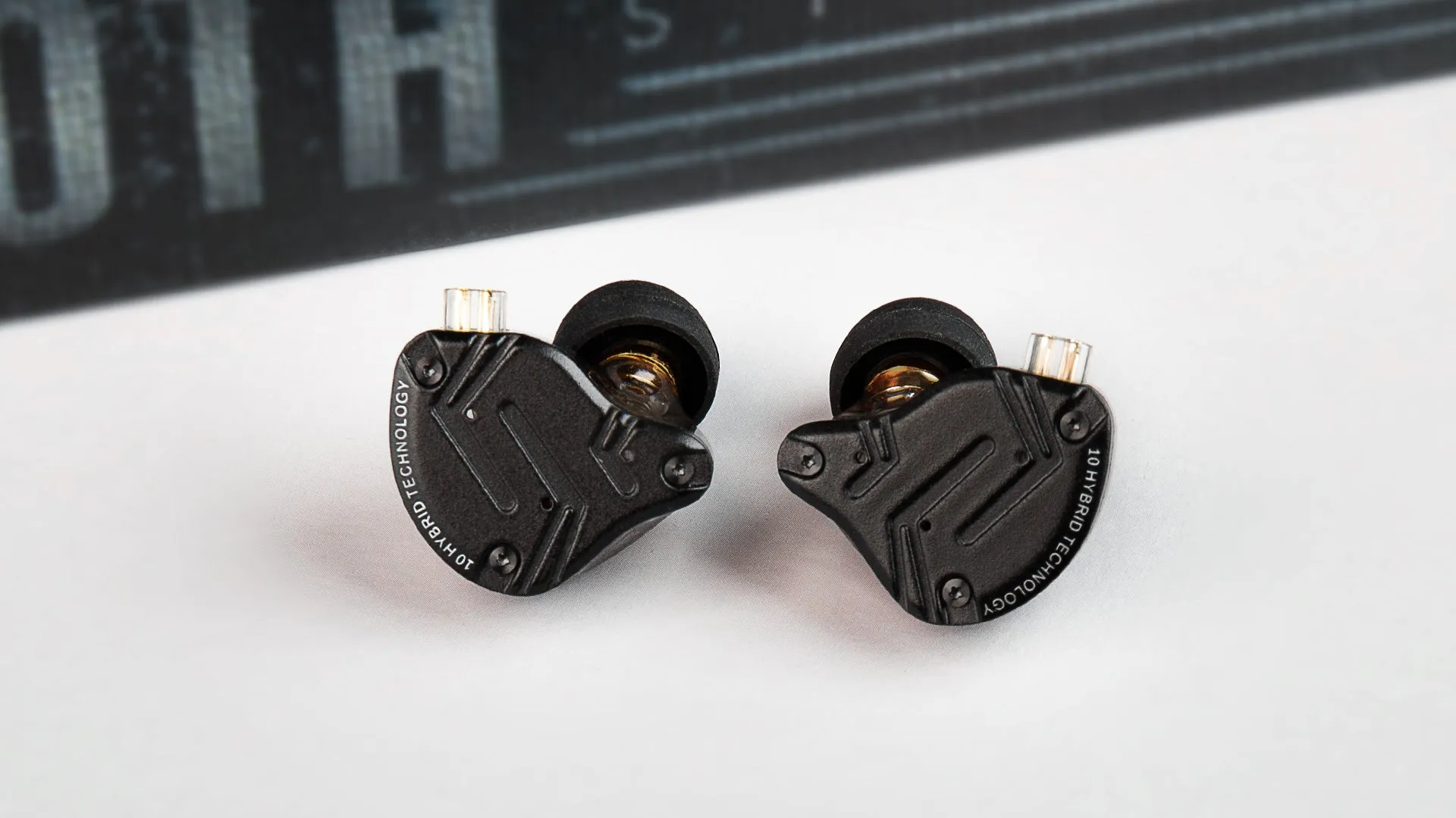 【KZ ZS10 Pro X】 1DD 4BA In-ear Monitor Hybrid Driver Earphone HiFi Bass Headphone Music Game Headset Wired Sports Earbud