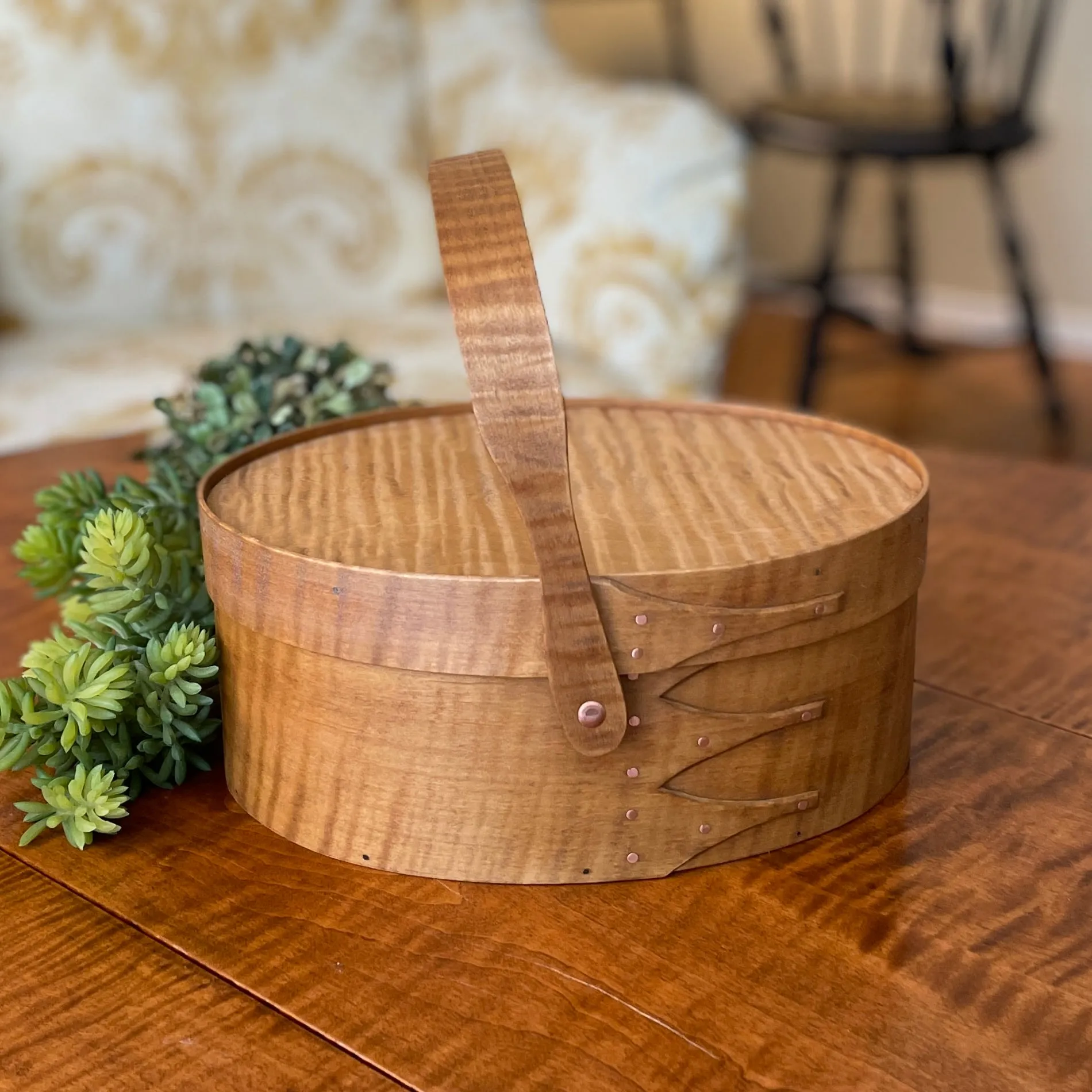 Suffolk Shaker Shop Oval #5 Sewing Box in Tiger Maple ~ Antique Cherry Finish