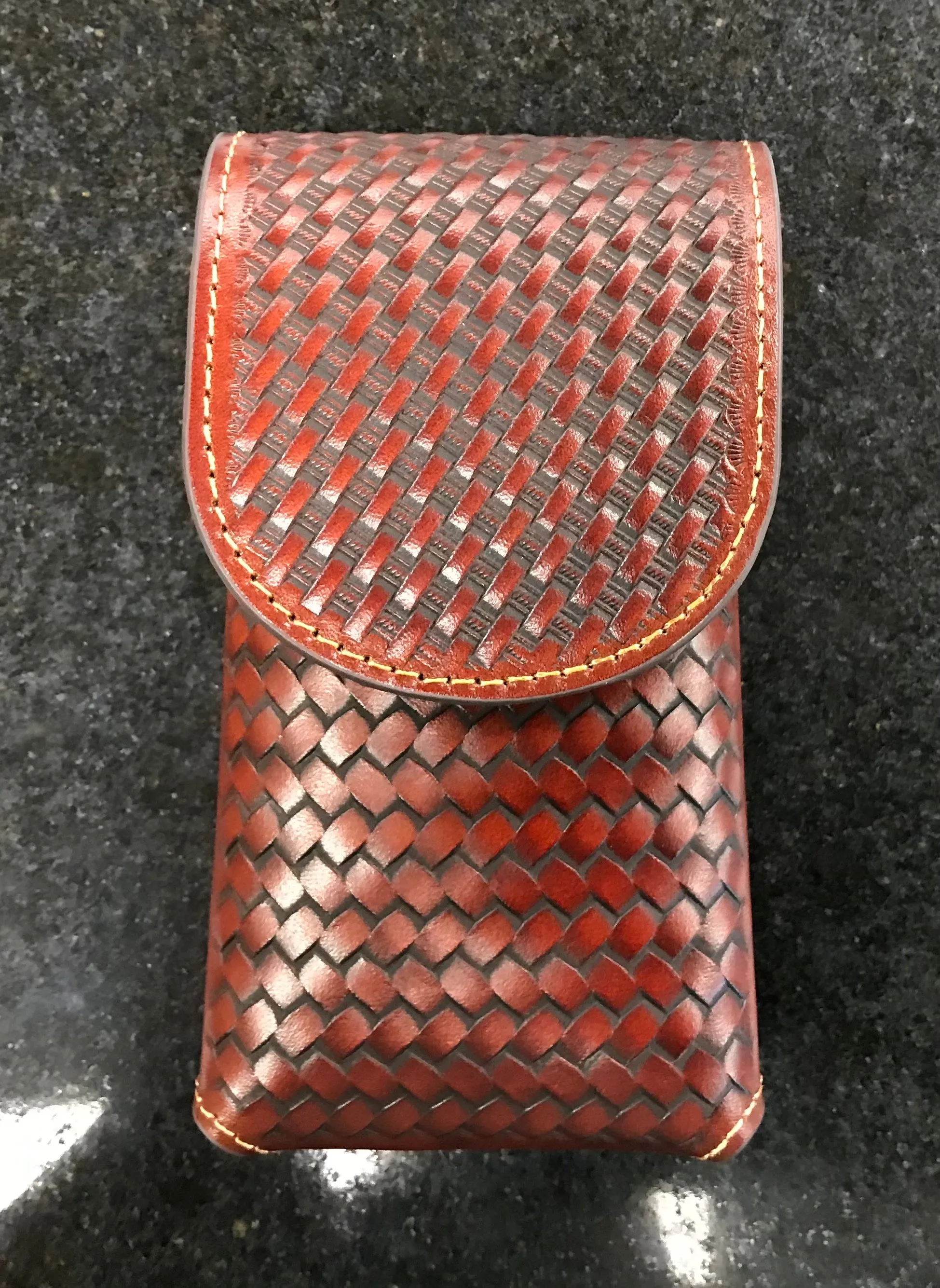 Top Notch Accessories 3007BR Brown Basket Weave Phone Case